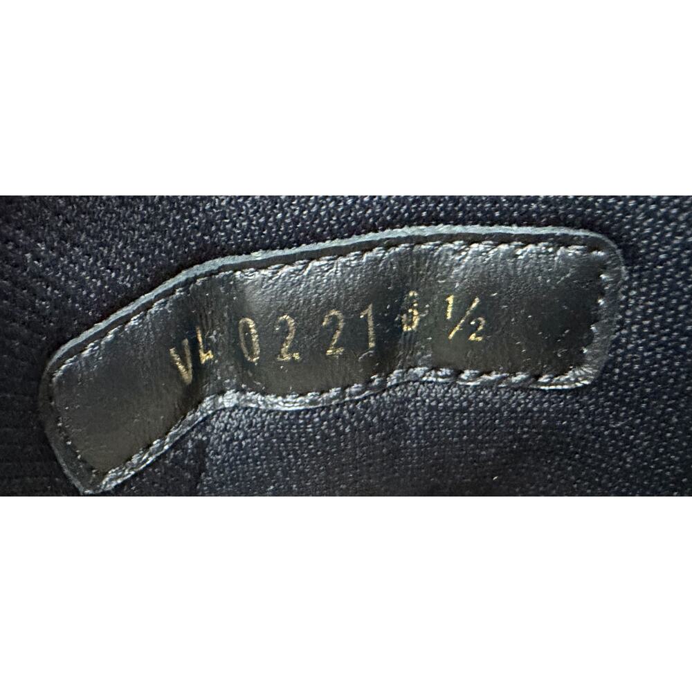 Louis Vuitton Trainer Blue/Black Monogram Sneakers - Picture 11 of 11